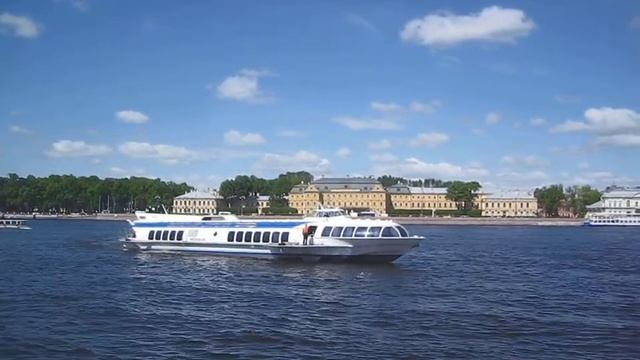 SPb 14 июня 2017 г., 13:02:38+00:01:03 MVI 1715 смотреть онлайн