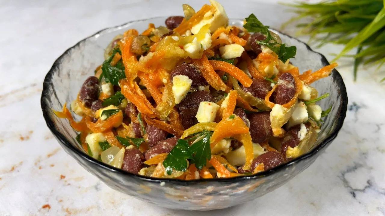 Дешевле НЕКУДА и вкусно ОЧЕНЬ! Салат "Бюджетный" ешь сколько ХОЧЕШЬ и все равно НЕ ПОПРАВИШЬСЯ! смотреть онлайн