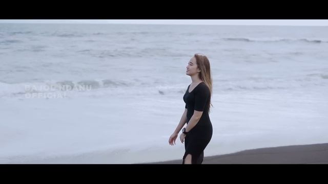 Nova Ardana - Kesucian Cinta (Official Music Video) смотреть онлайн
