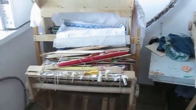 Сколько ткацких станков в одной комнате? смотреть онлайн