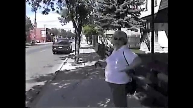 A Walk Down Selkirk Avenue смотреть онлайн
