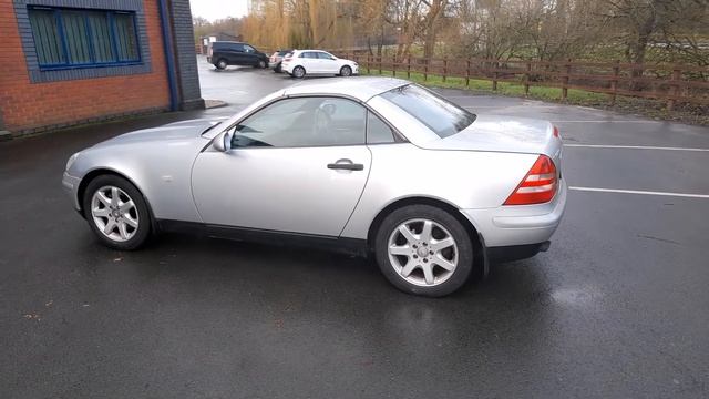 Lot 76 - 1999 Mercedes-Benz SLK230 Kompressor (R170) смотреть онлайн