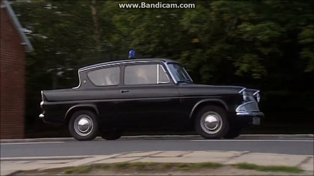 Heartbeat - Aindesnfield Vs Zebra (HD) смотреть онлайн