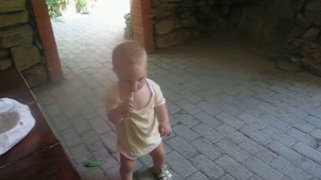 Танец с костью смотреть онлайн