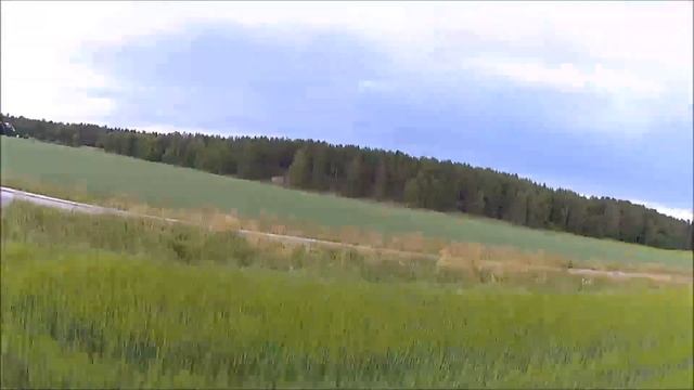 Test Flight with Syma X8HG in "Lundås Sweden" Had a little accident with a three!! 😂 смотреть онлайн