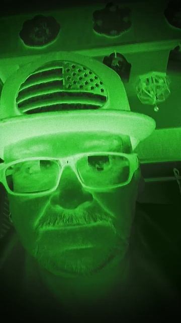 Microwave Oven Safety, when changing the light bulb ,remember to unplug the power cord! SHOCKING!WT смотреть онлайн