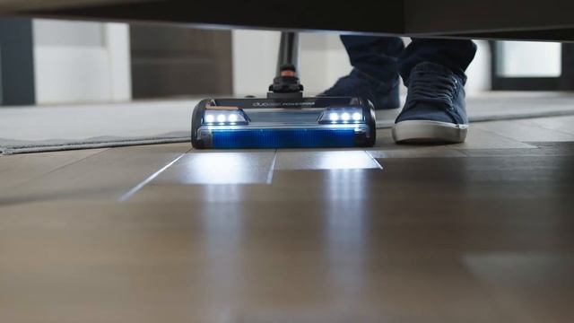 Shark IZ300EU Vacuum Cleaner With Powerfins смотреть онлайн