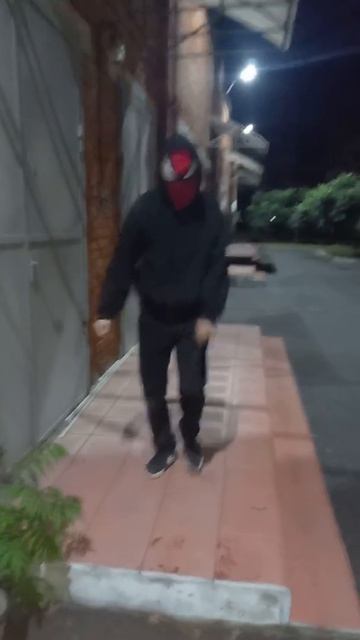 трюки человека паука смотреть онлайн