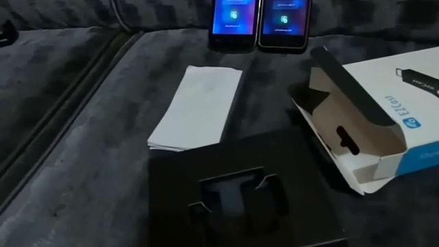 Unboxing Ezcast Dongle (WIFI DISPLAY RECEIVER) смотреть онлайн