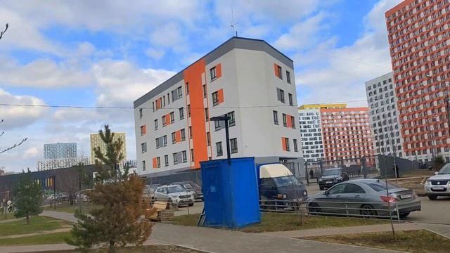 Мытищи ЖК Ярославский -2 Жилищный комплекс Высотные дома Mytishchi Housing complex Yaroslavsky 住宅區 смотреть онлайн