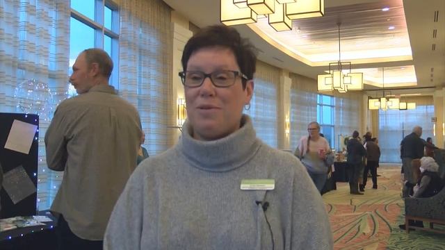 Students get glimpse into business world at Kingsport expo смотреть онлайн