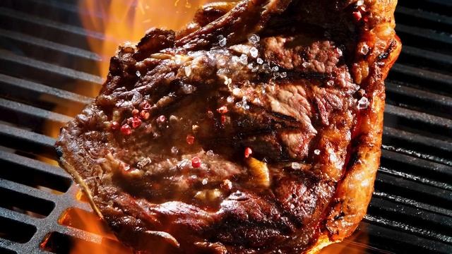 The Biggest Mistakes People Make When Grilling Steak смотреть онлайн