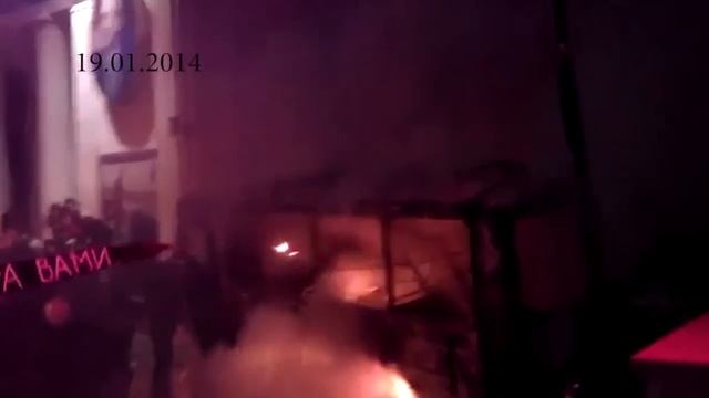 Протиправні дії по вул. Грушевського 19 20 січня 2014 року смотреть онлайн