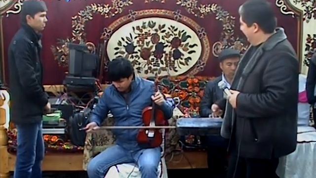 Ахрор Усмонов 