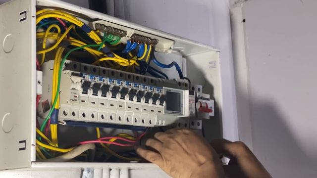 കറണ്ട് കട്ട് തിന്നുന്നവനെ കണ്ടുപിടിക്കാം #wattmeter OR #energy meter Malayalam . #faisal cp смотреть онлайн