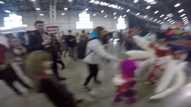 ИгроМир 2017 Москва влог-репортаж от 1 лица - день 1 /без комментариев / смотреть онлайн