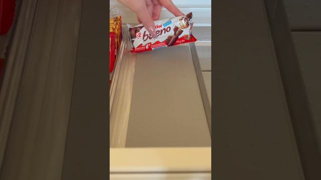 Chocolate Drawer Restock 🍫 #asmr #chocolate #restock #asmrsounds #organization #food #relaxing смотреть онлайн