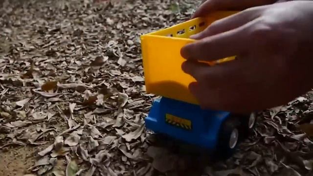 Машинки для детей. бульдозер, грузовичок, самосвал