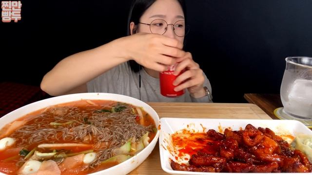 시원함에 소름주의🥶국자로 퍼먹는 냉면 먹방! 꿀조합 불막창까지 Spicy Cold Noodles & Intestine MUKBANG ASMR REALSOUND