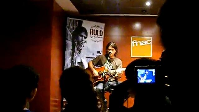 Heridas de rock'nd'roll, acustico en la FNAC de Valencia смотреть онлайн