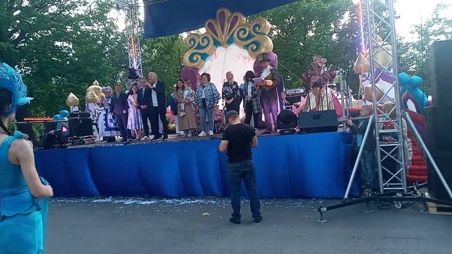Игорь Терехов на Шоу-шествии «Парад мечты LIVE» в саду Шевченко. Харьков, 30.05.2021 смотреть онлайн