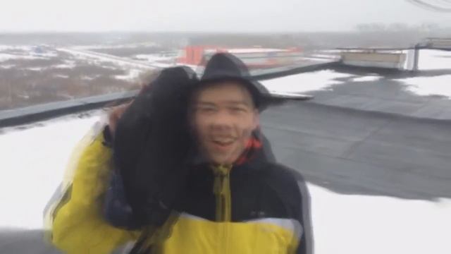 Между нами тает лед