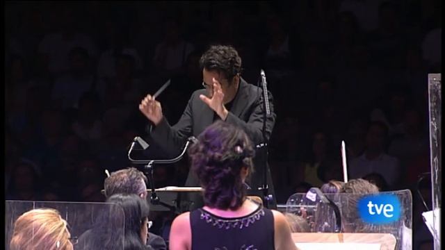 FIMUCITÉ 9 (2015 edition) "Back in Time 1985 live" - Ladyhawke Suite World Premiere смотреть онлайн