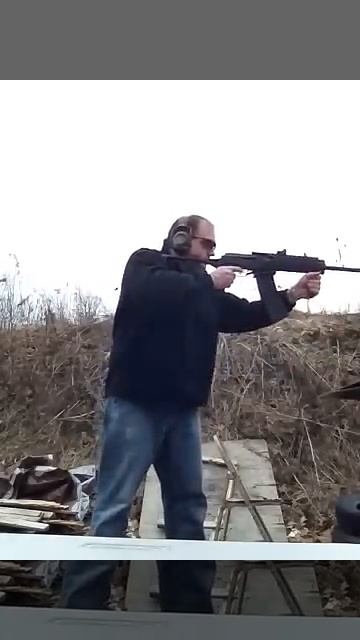 Saiga 12 w/ Molot GK-01 muzzle brake removed comparison video смотреть онлайн