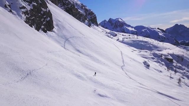 SORVOLANDO LE DOLOMITI [ LIFE IS A MOUNTAIN] 4K Mavic Pro
