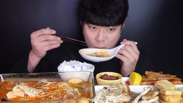 ASMR MUKBANG매콤한 마라탕에 멘보샤 & 고봉밥에 삼겹살 리얼사운드 먹방 [SUB] CHINESE SPICY HOT POT MALATANG | EATING SHOW い鍋火
