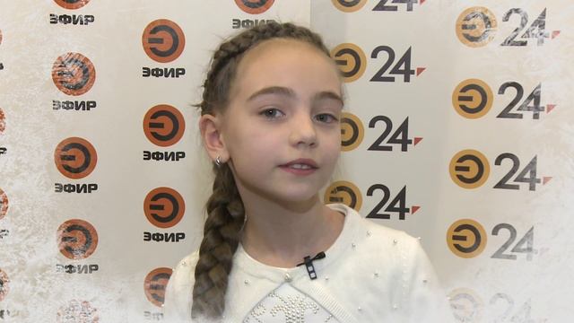 НОВОГОДНЯЯ ПОЭЗИЯ Сабина Сабирова