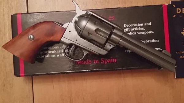Colt peacemaker m1873 макет ММГ, Denix replica 1186/G