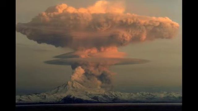 Mushroom Cloud - Luke Laven смотреть онлайн