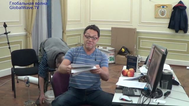 Искусство и поэзия Татьяны Найк - читает Ярослав Старухин - Тесла Холл - Глобальная волна