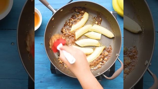 Boozy Bananas Foster Recipe | The Inspired Home смотреть онлайн