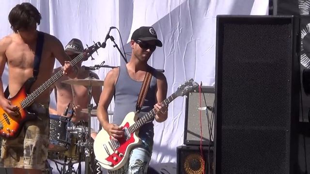 Woodcock Ant Wars Underground смотреть онлайн