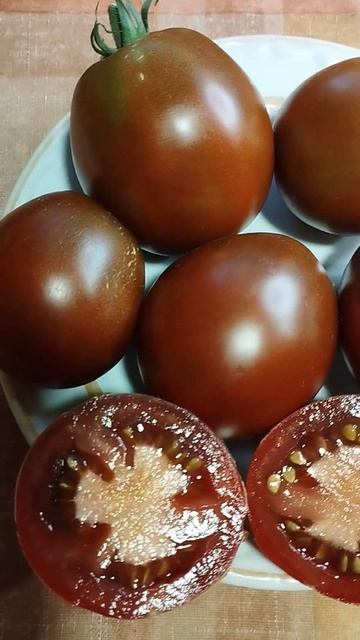 Томат Черный трюфель