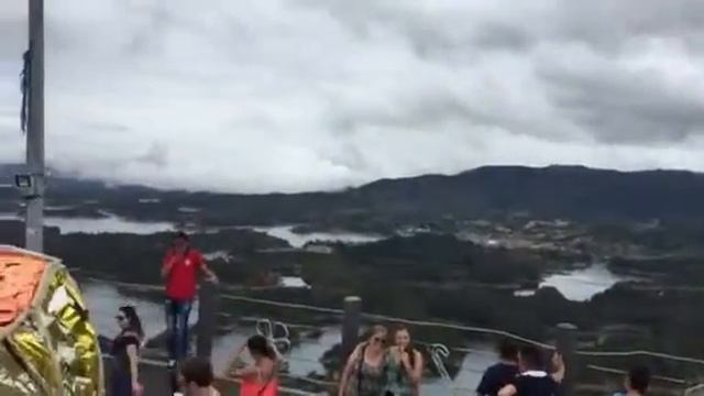 Paul y yo en Guatapé, Medellin. Enero 2 de 2016 смотреть онлайн