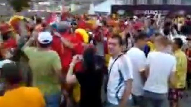 арива эспаньел!! фанаты Испании смотреть онлайн