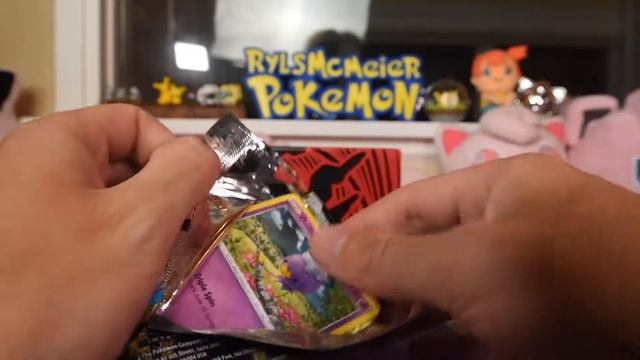 Opening ASTRAL RADIANCE Elite Trainer Box