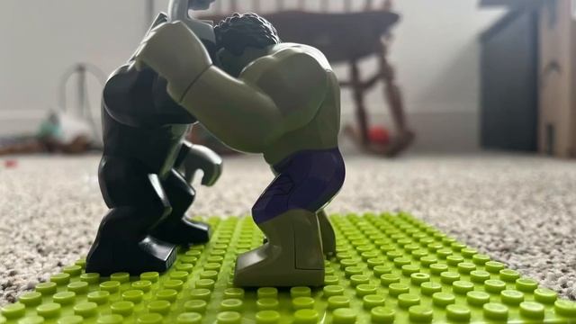 Lego Hulk vs Gorilla Grodd Stop motion Vol.1 смотреть онлайн
