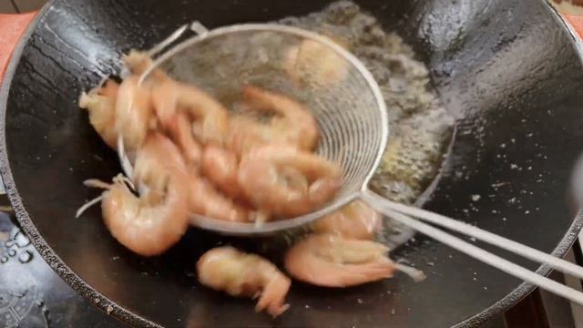 麻！辣！香！太费饭啦！麻辣香锅！没有人能拒绝又麻又辣的诱惑！ | 跟我学美食 смотреть онлайн