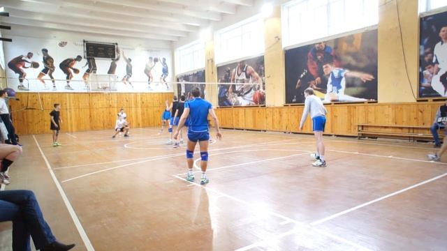 Турнир сезон 16/17 "Ночной волейбольной лиги" Пахтусовцы - Ирбис смотреть онлайн