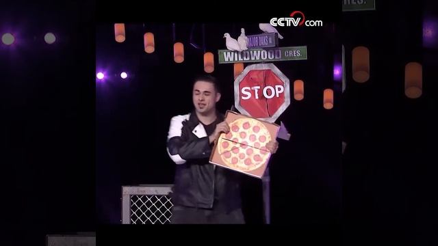 Фокусы с голубями от канадского иллюзиониста|CCTV Русский смотреть онлайн