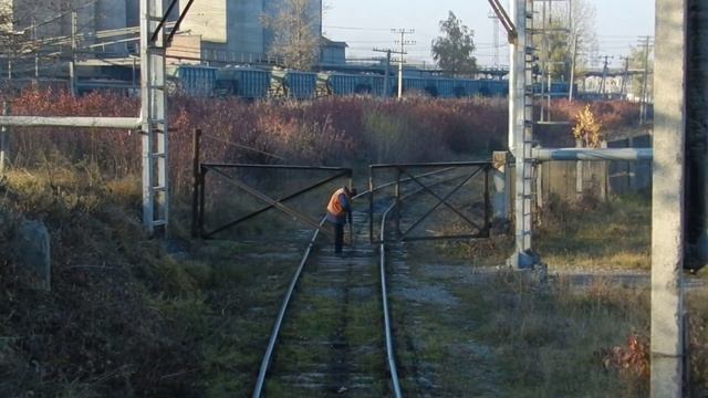 Виїзд тепловоза ТЕ3 на станцію Ямниця. смотреть онлайн