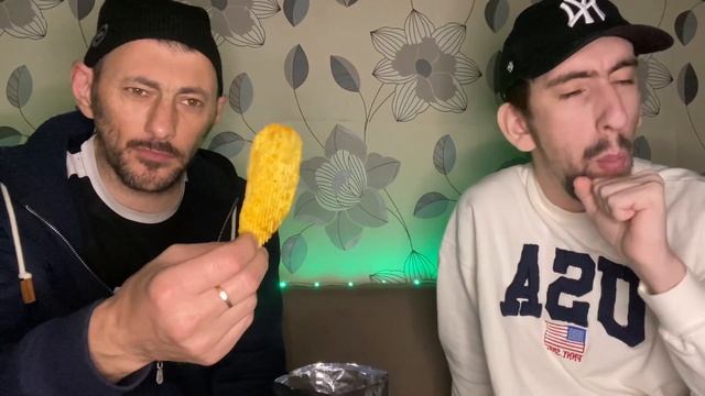 Мукбанг - Чипсы Lay’s Нежный Сыр с Трюфелем и Lay’s Острые Крылышки смотреть онлайн