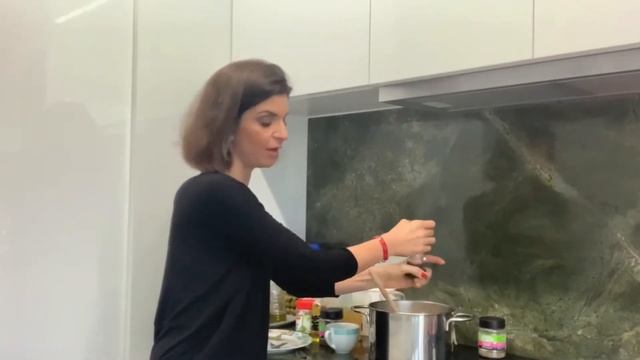 How to Make Celeriac Soup with Truffle Oil | Cook Vegan смотреть онлайн