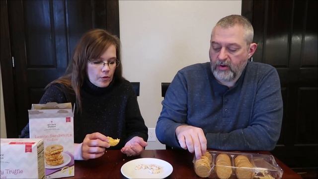 Archer Farms (Target Brand) Cookies: Lemon Sandwich, White Fudge Animal & Raspberry Truffle смотреть онлайн