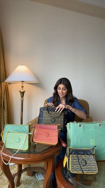 Eume x Shilpa Shetty- Dragonfly Collection from Eume смотреть онлайн