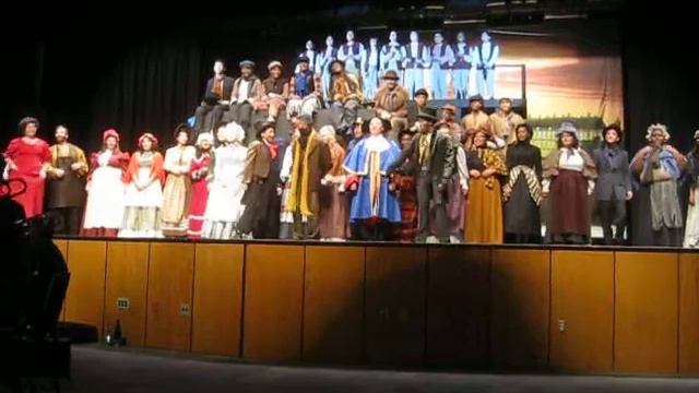 Curtain Call for "Oliver!" at North Mesquite HS 2014, Vanessa Ray as Oliver смотреть онлайн